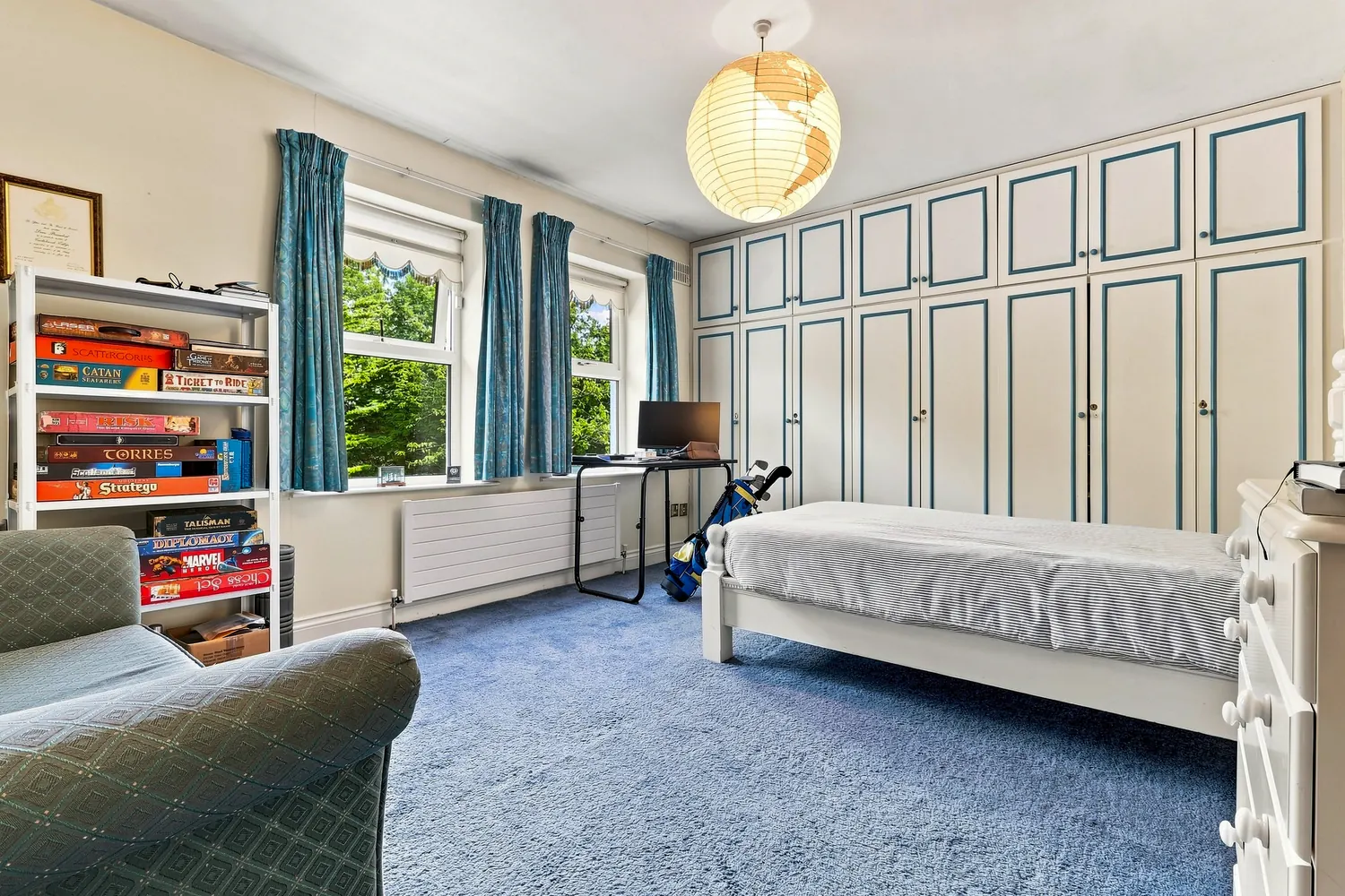 Second bedroom