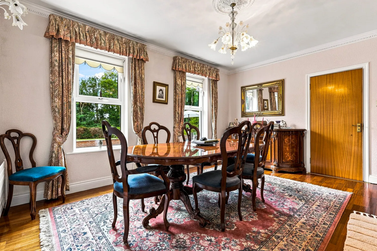 Formal dining room